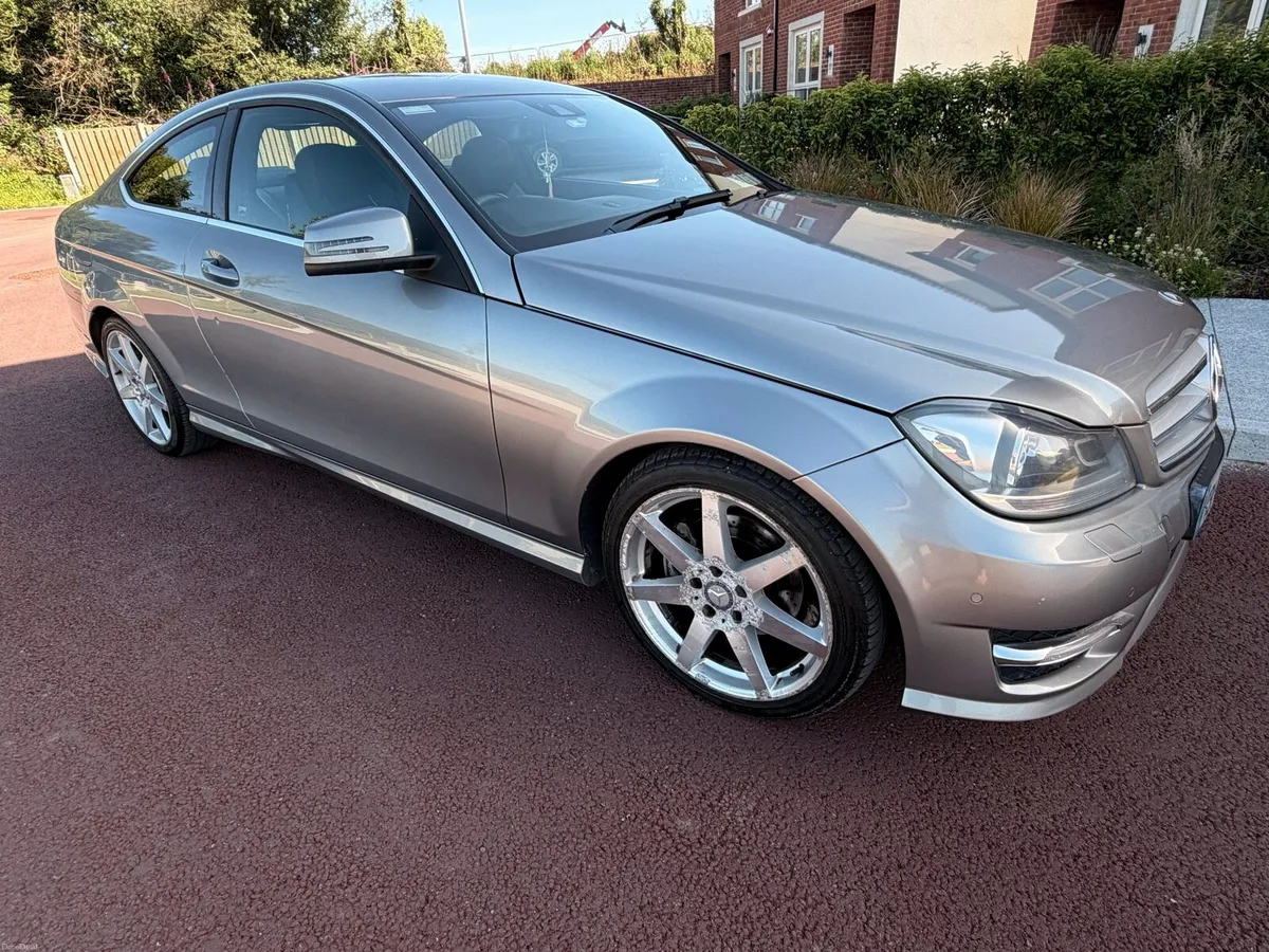 MERCEDES BENZ C250 2.1 CDI AMG SPORT - Image 2