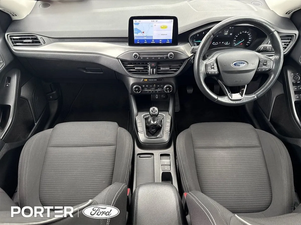 Ford Focus 1.5 TDCI TITANIUM 120PS - Image 2