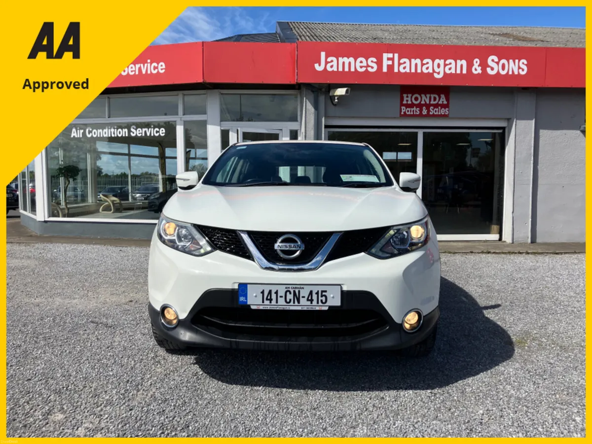 Nissan Qashqai 1.5 DSL SV 4DR - Image 2