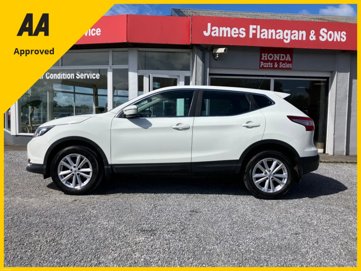 Nissan Qashqai 1.5 DSL SV 4DR - Image 4