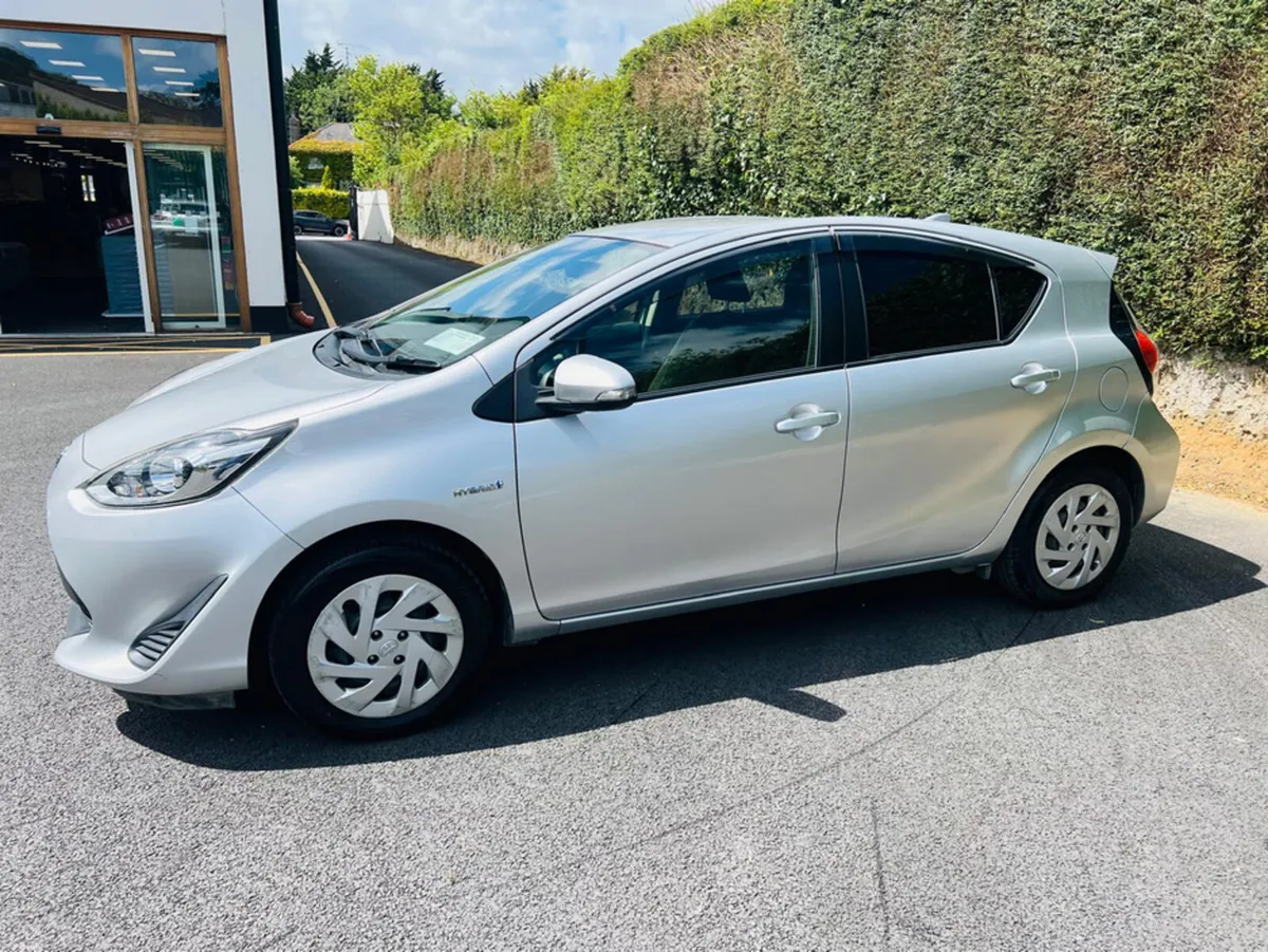 Toyota Aqua FINANCE AVAILABLE FROM €45 P/W - Image 6
