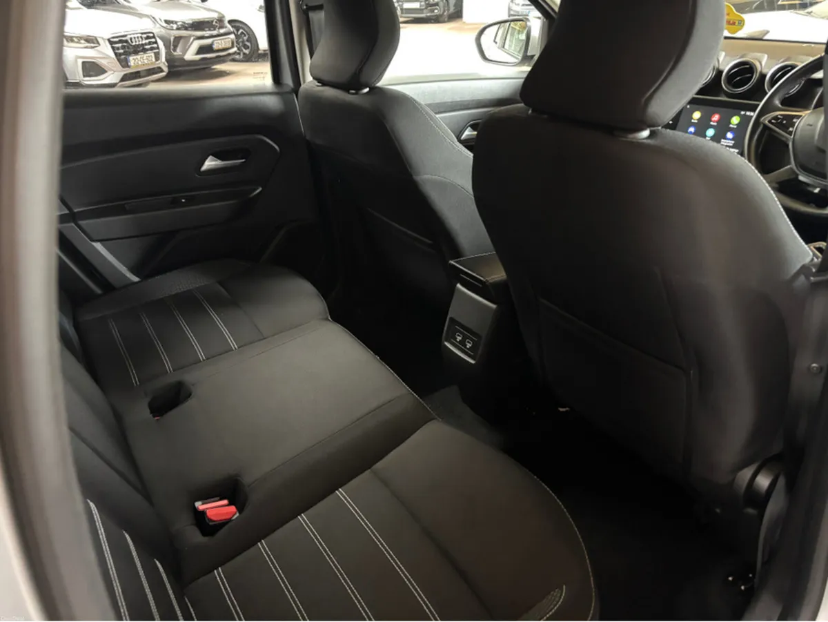 Dacia Duster PRESTIGE TCE 90 4X2 5DR - Image 3