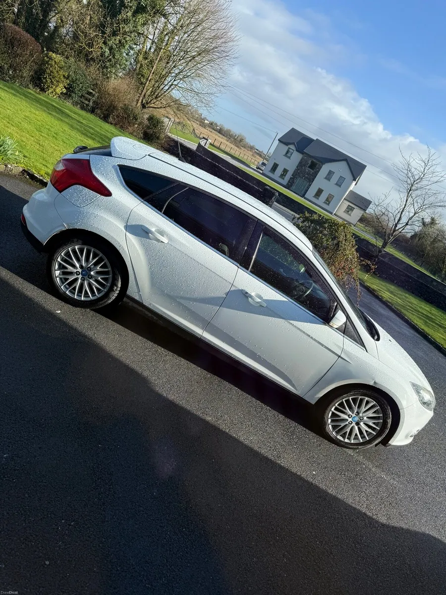 2013 Ford focus - Image 2