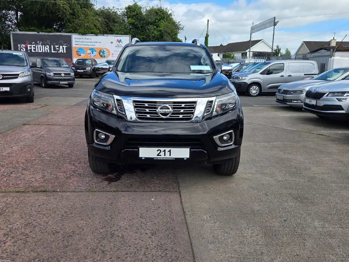 Nissan Navara DCI TEKNA SHR DCB - Image 2