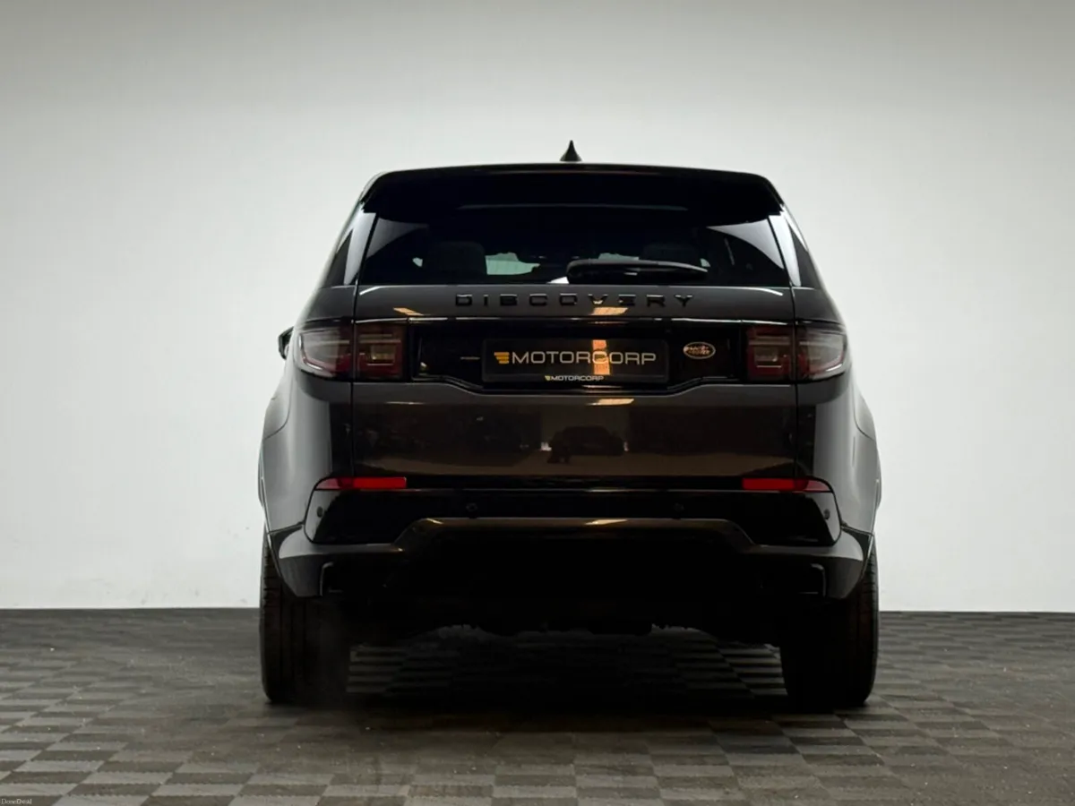 Land Rover Discovery Sport R-DYNAMIC SE *PAN ROOF* - Image 6