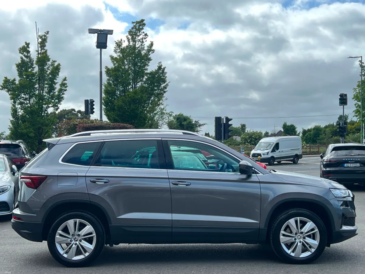 Skoda Karoq SEL 2.0TDI 115HP *LOW KMS* - Image 4