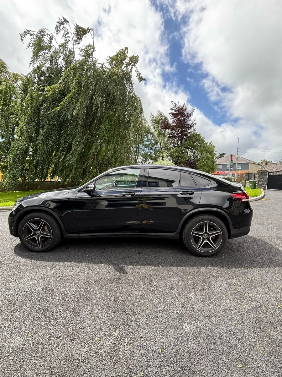 Car - Image 3