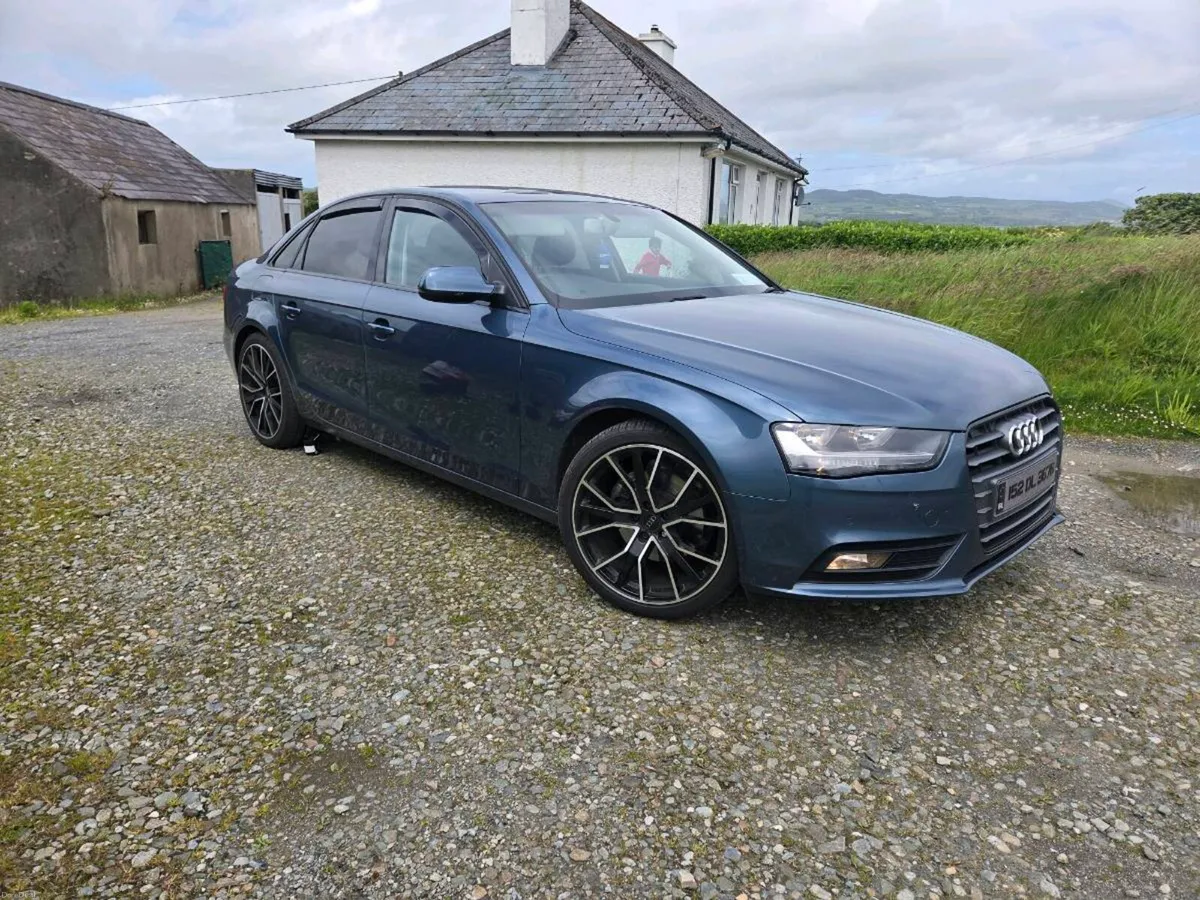 Audi A4 2015 - Image 1