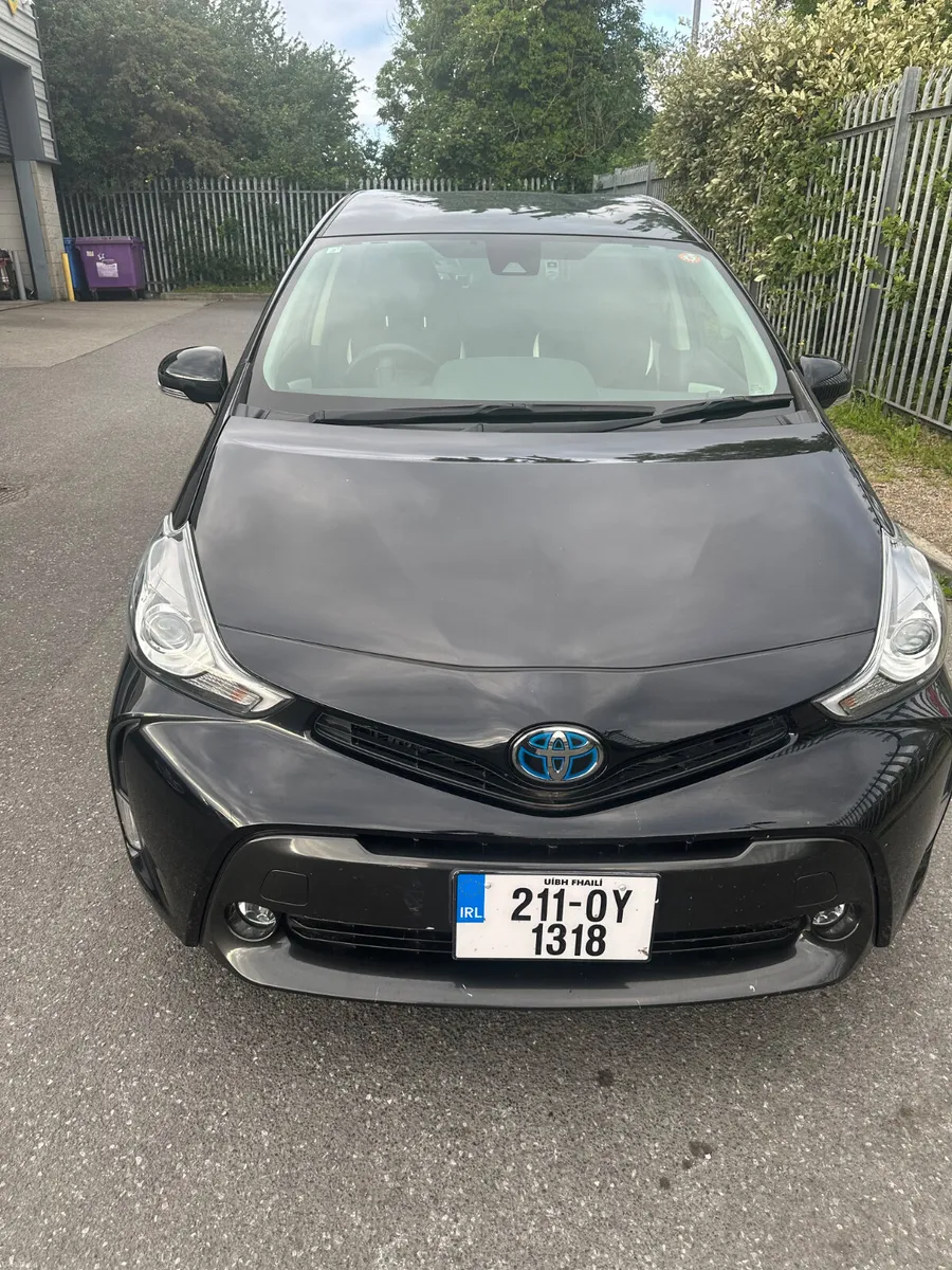 2021 Toyota Alpha – 1.8 Hybrid |7 Seater|High‑Spec - Image 1