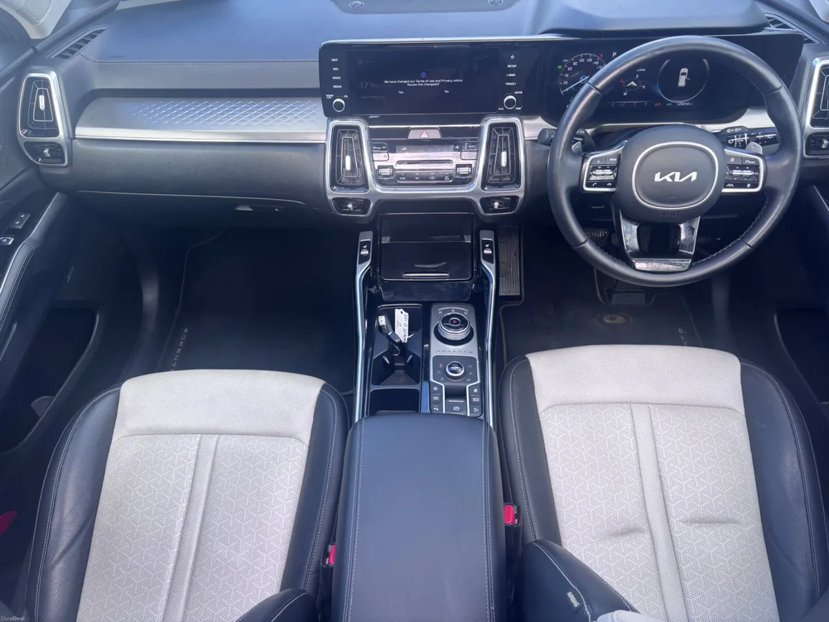 KIA SORENTO PHEV K4 7 SEATER HIGH SPEC - Image 2
