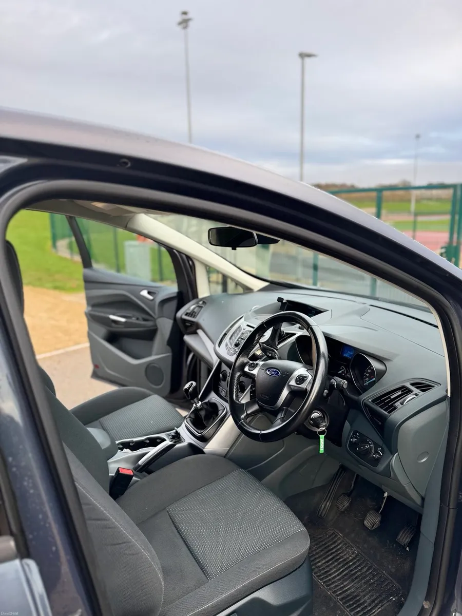 Ford c-max - Image 2