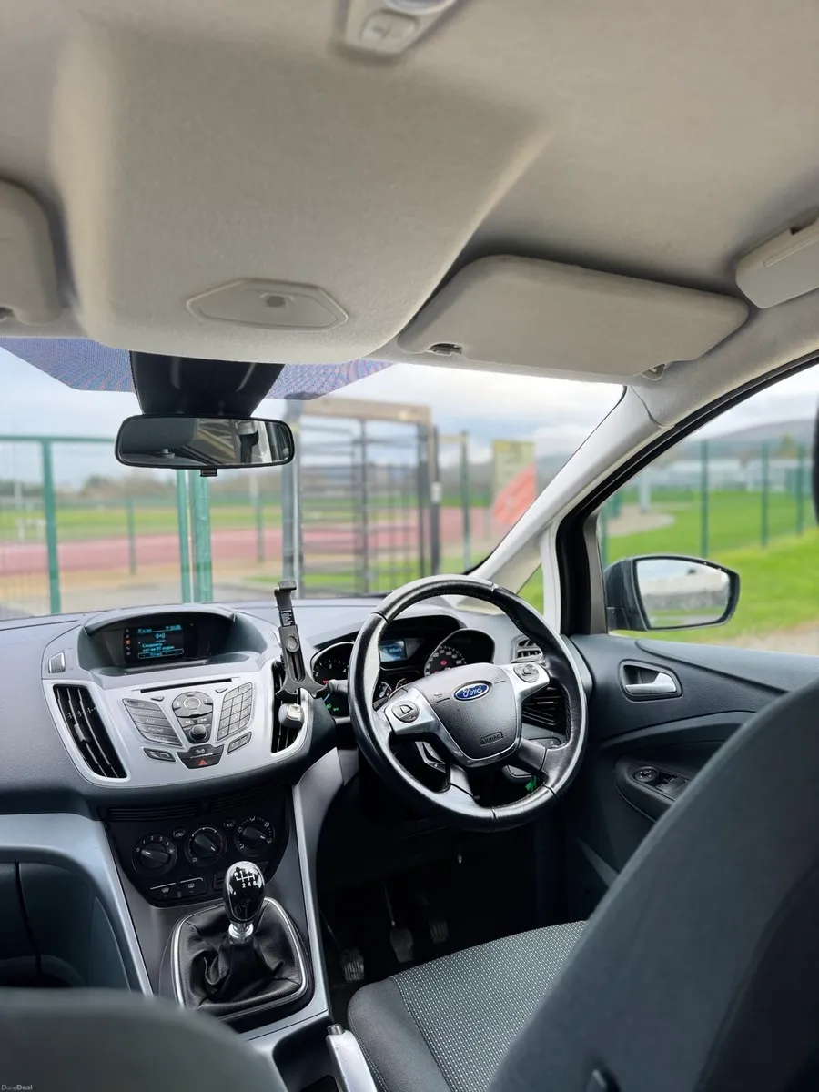 Ford c-max - Image 4