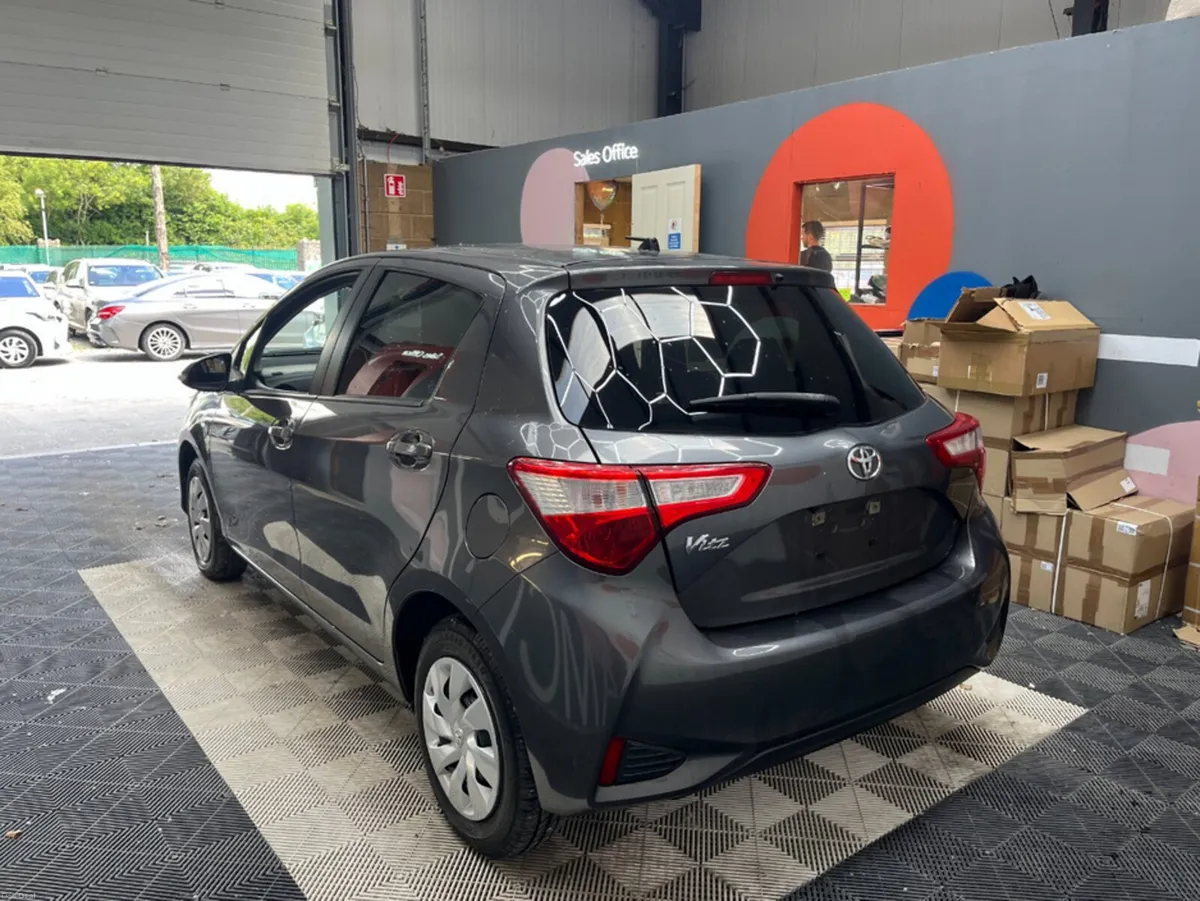 Toyota Vitz 2019 TOYOTA VITZ 1.0 AUTOMATIC / REVER - Image 4