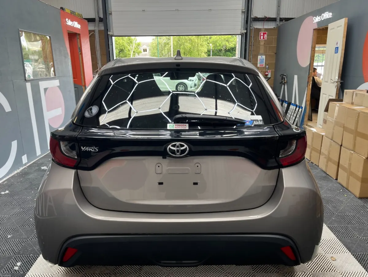 Toyota Yaris 2021 TOYOTA YARIS X 1.0 AUTOMATIC / R - Image 3