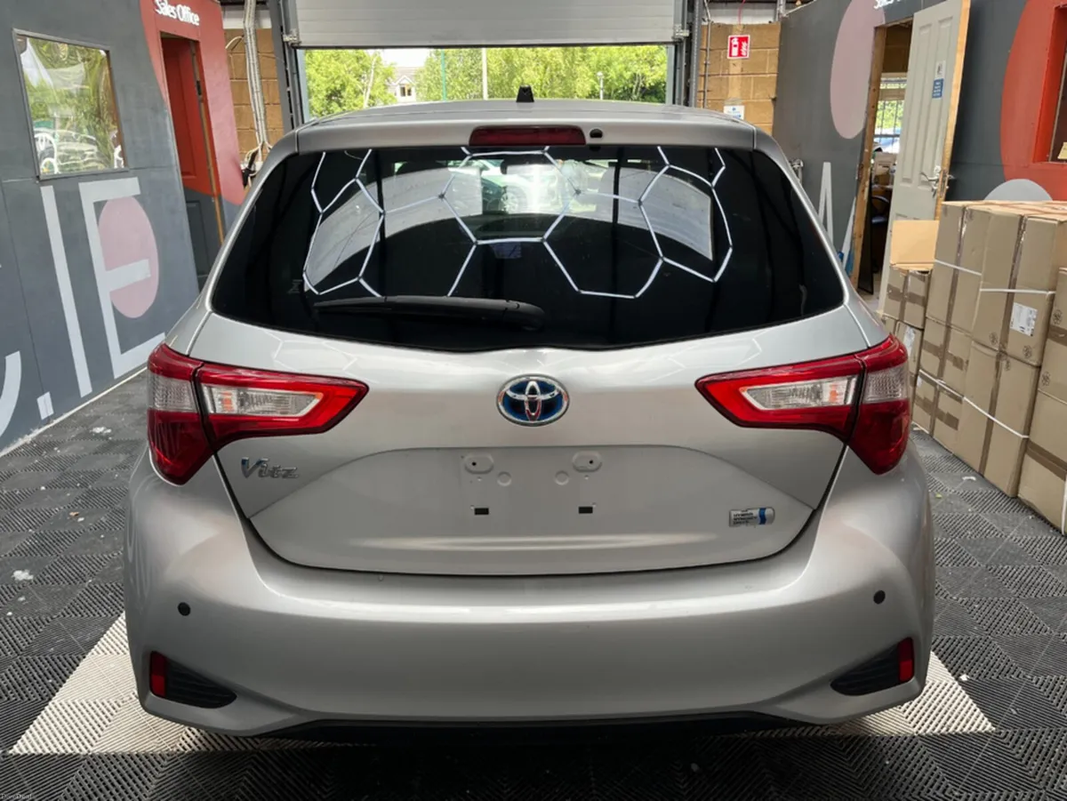 Toyota Vitz 2019 TOYOTA VITZ HYBRID 1.5 AUTOMATIC - Image 3