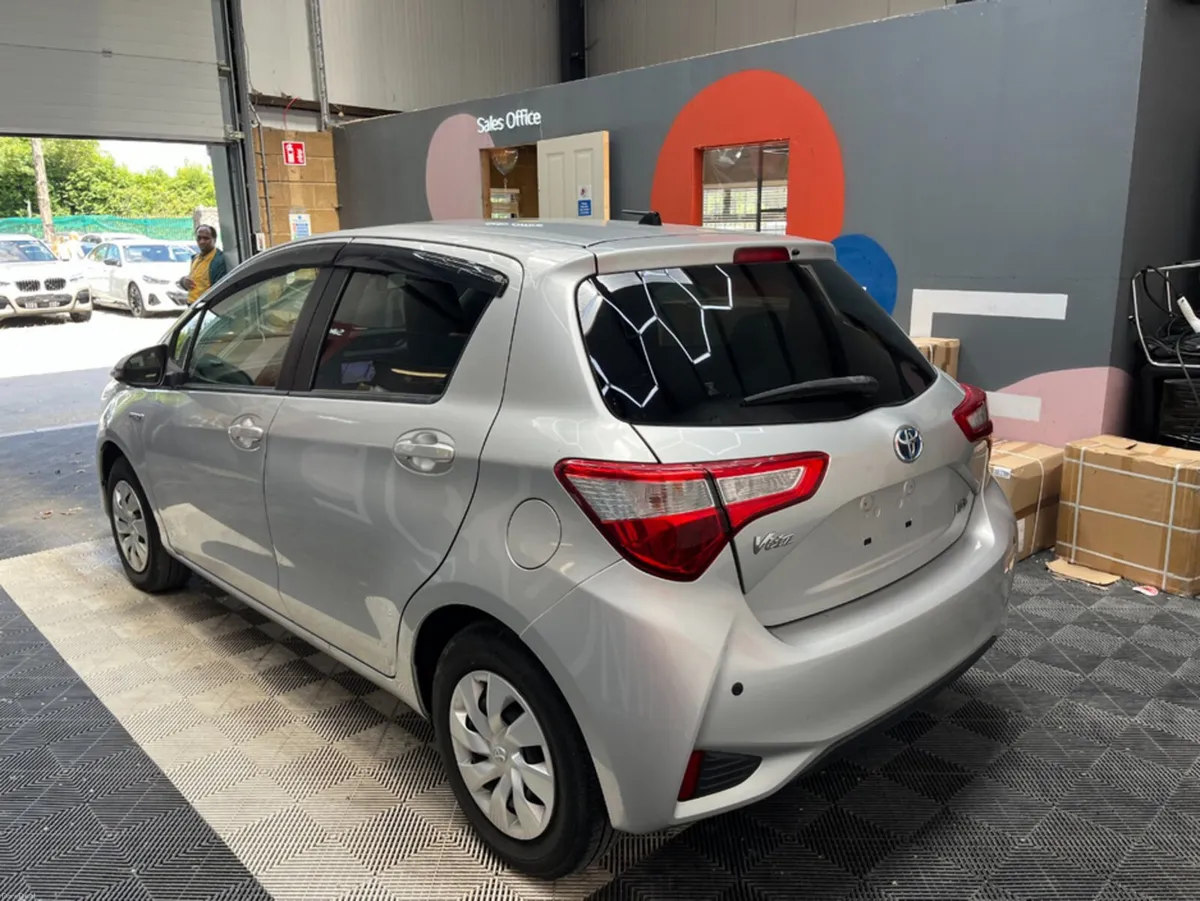 Toyota Vitz 2019 TOYOTA VITZ HYBRID 1.5 AUTOMATIC - Image 4