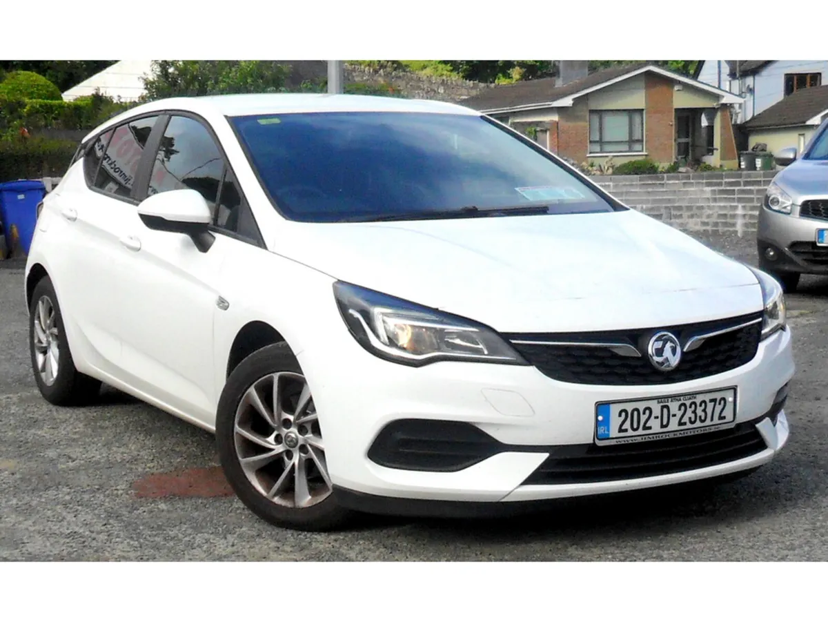 Opel Astra 1.2 BUS ED NAV  5DR......NCT 07/28..... - Image 3