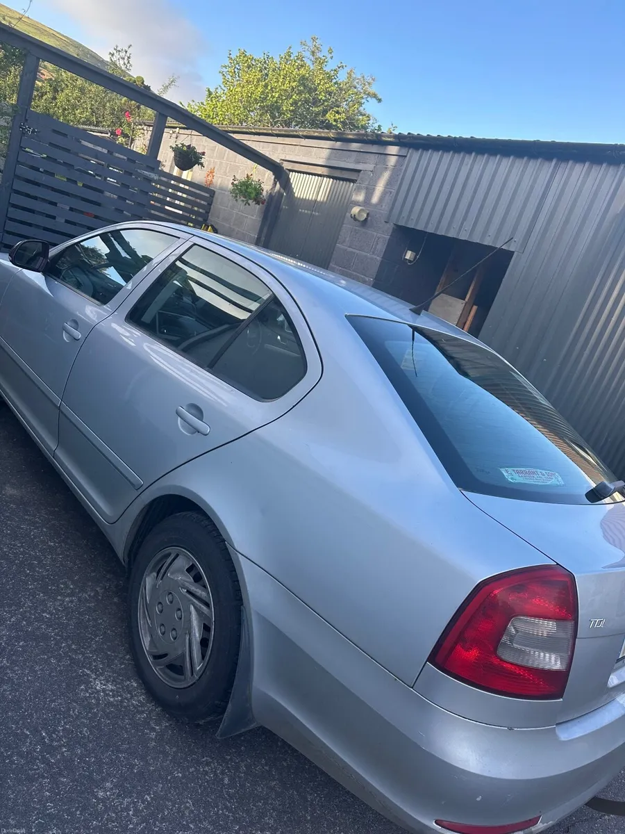 Skoda Octavia 2010 - Image 1