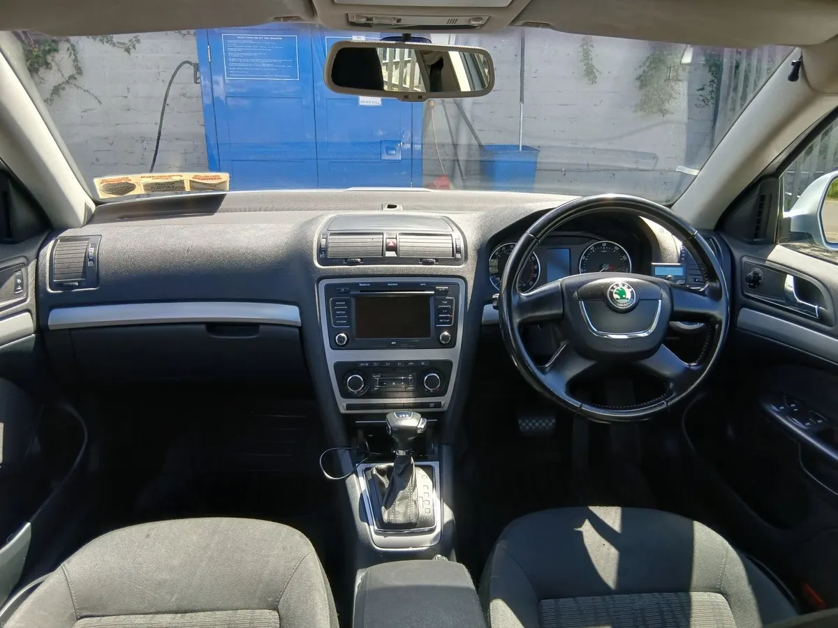 Skoda Octavia 2009 - Image 3