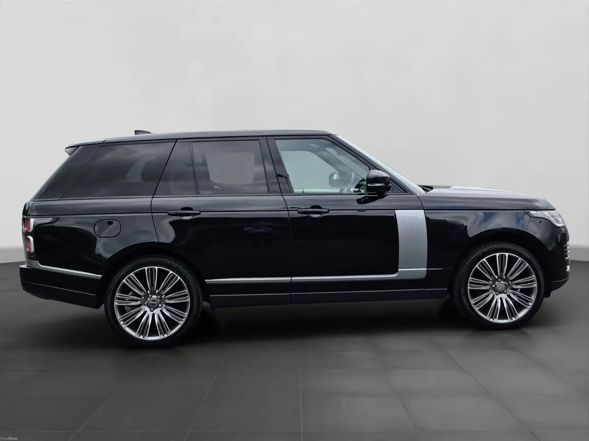 Land Rover Range Rover 3.0 Diesel - Image 4