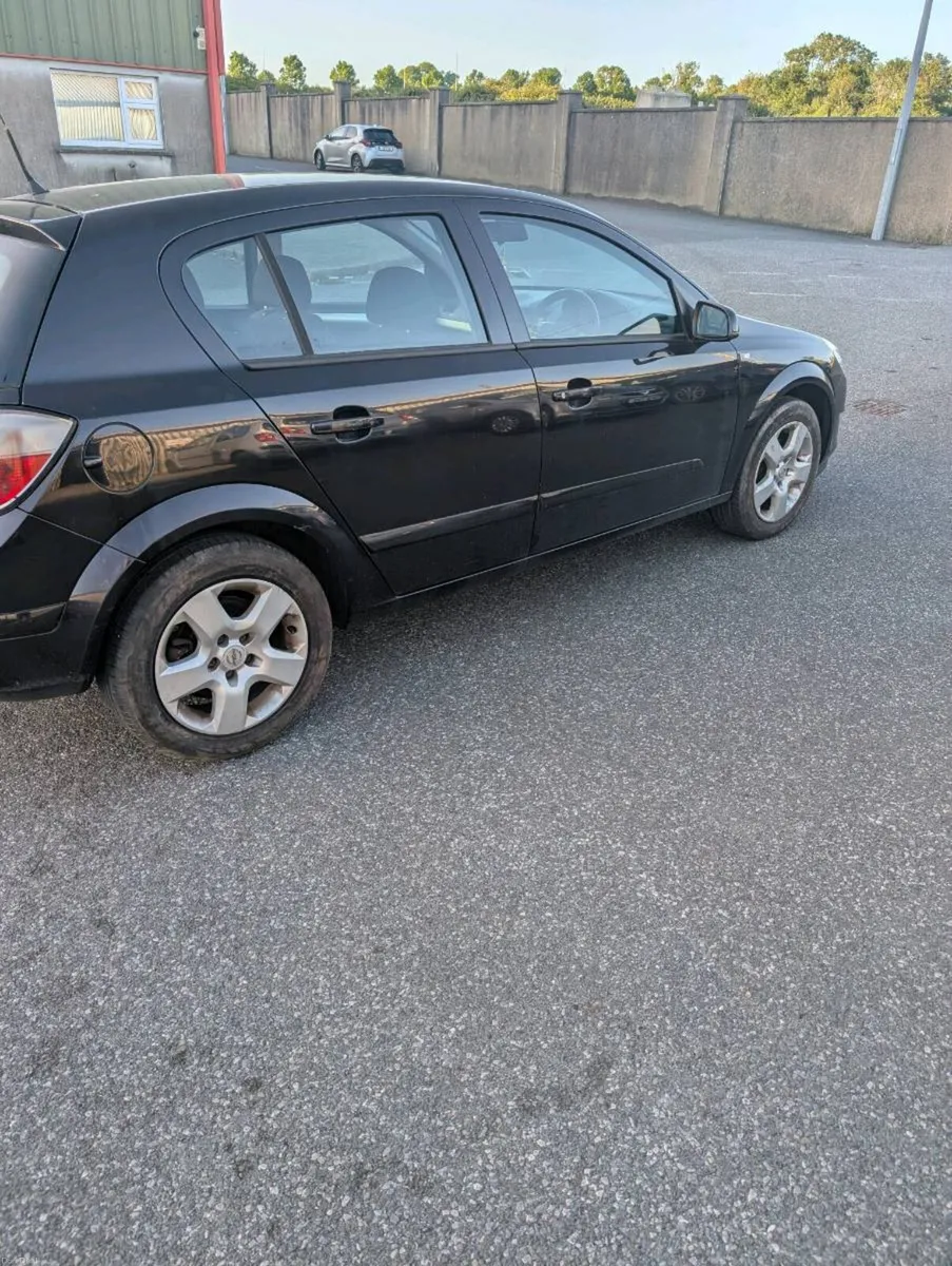 Opel astra 1.4 petrol - Image 4