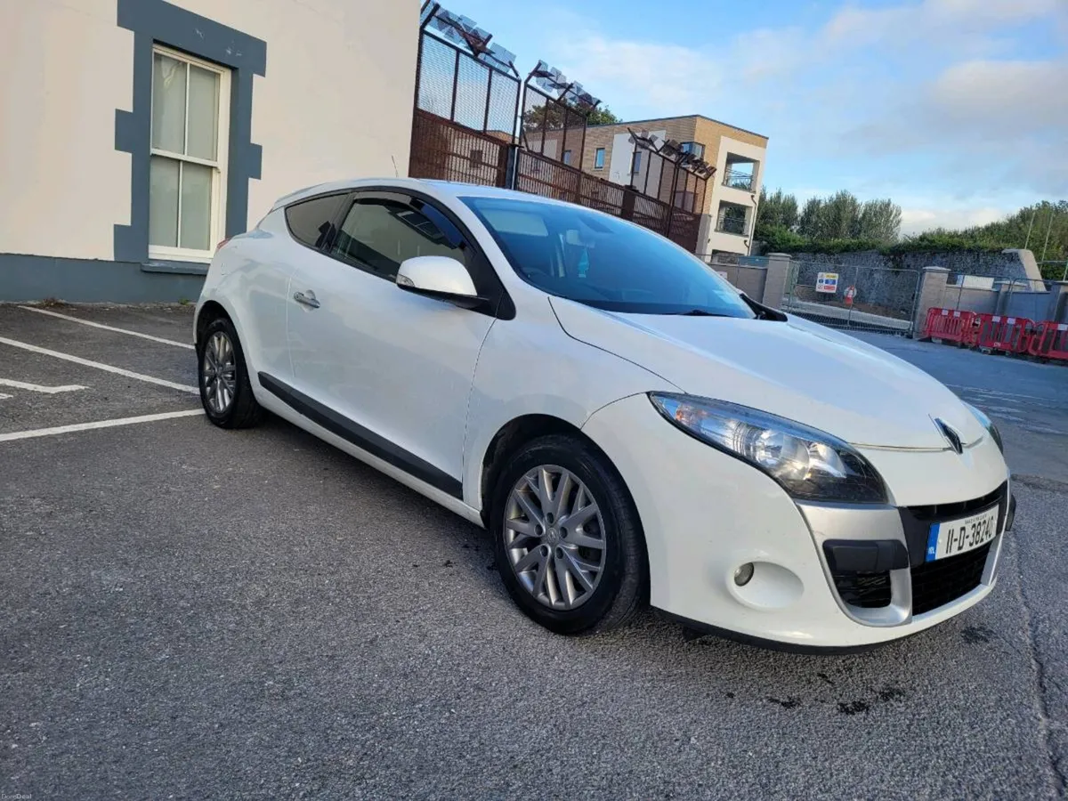 CLEAN 2011 RENAULT MEGANE TOM TOM NCT/TAXED. - Image 3