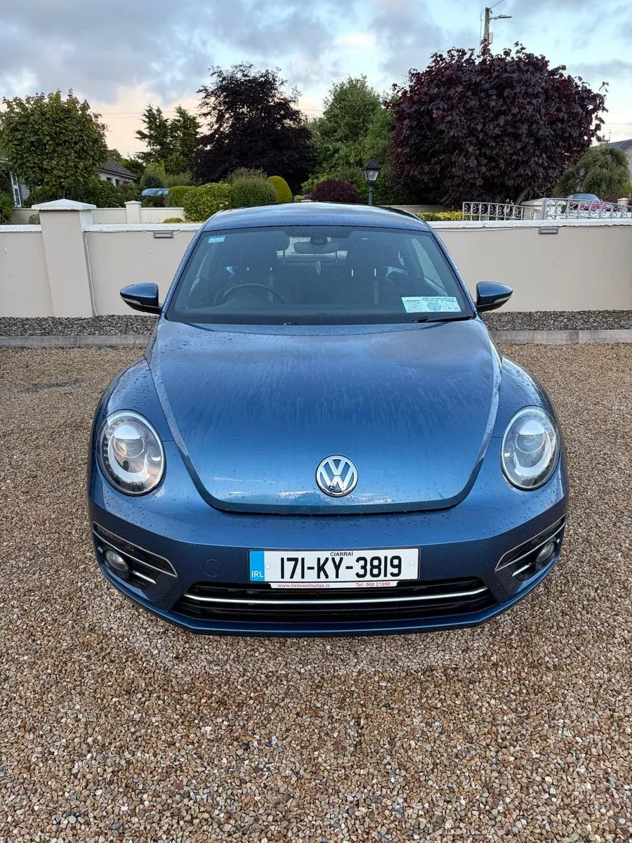 Volkswagen Beetle 2017 - Image 2