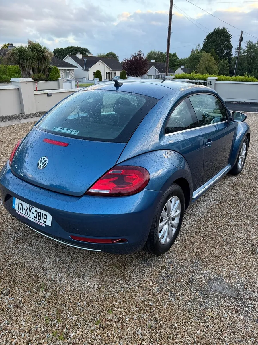 Volkswagen Beetle 2017 - Image 4