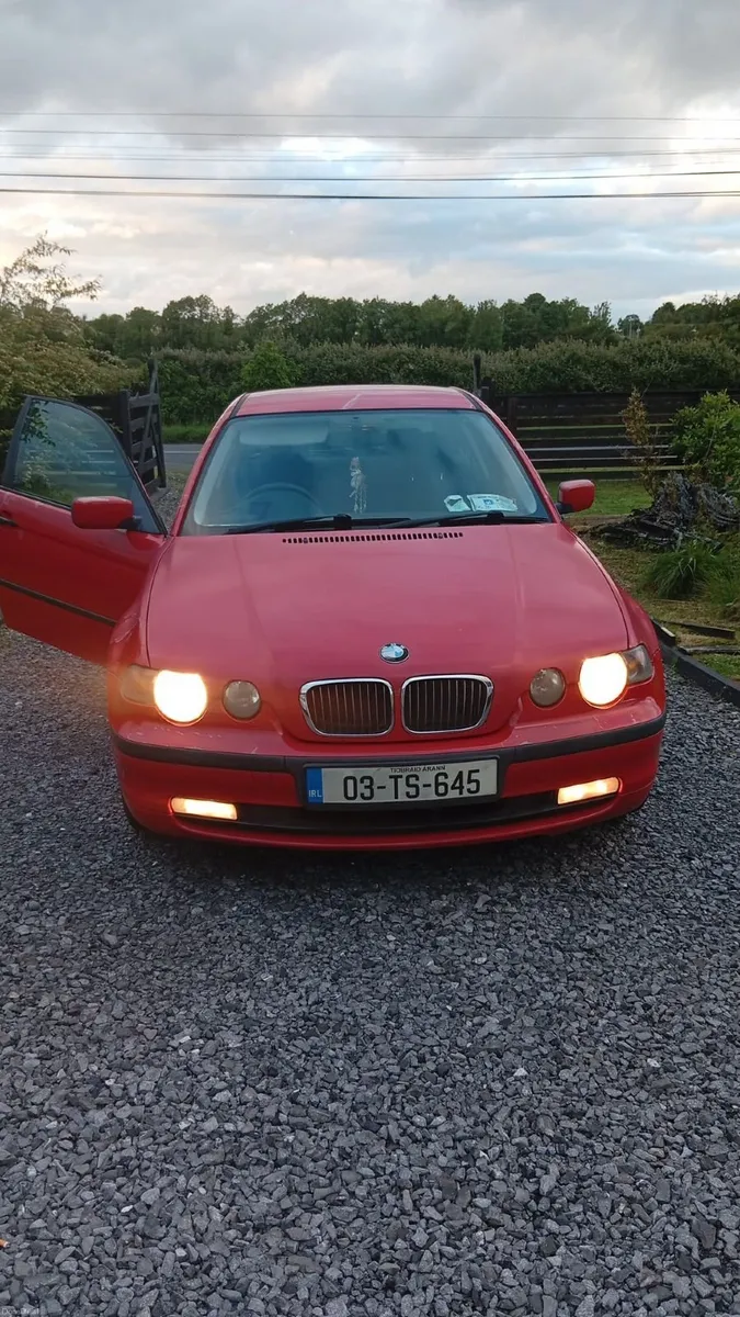BMW 3-Series 2003 - Image 1