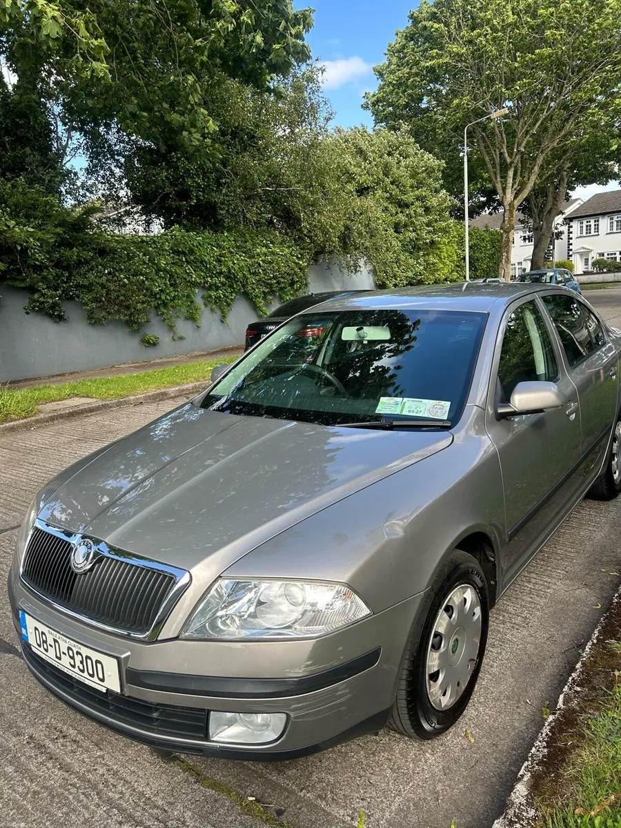 Skoda Octavia car - Image 3