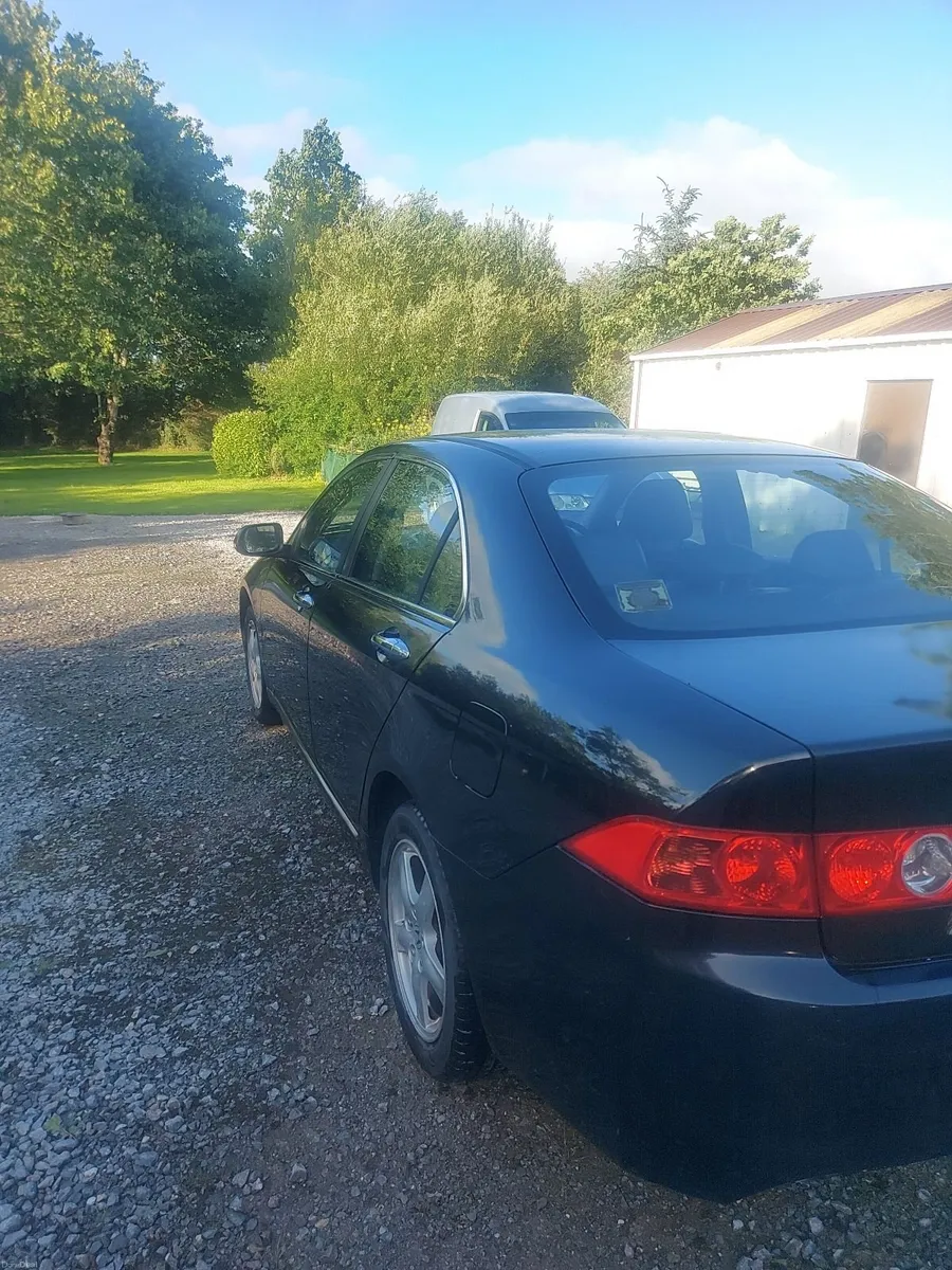Honda Accord 2005 - Image 6