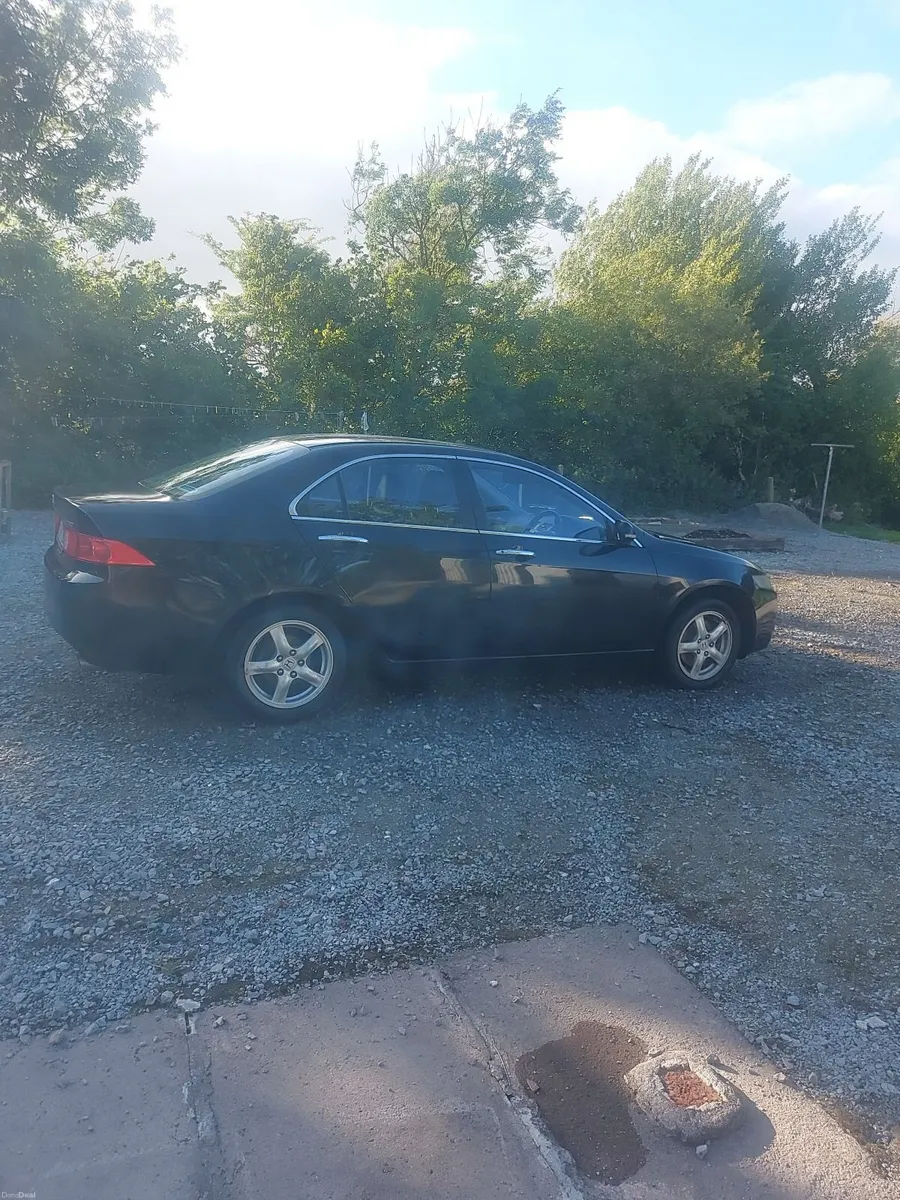 Honda Accord 2005 - Image 5