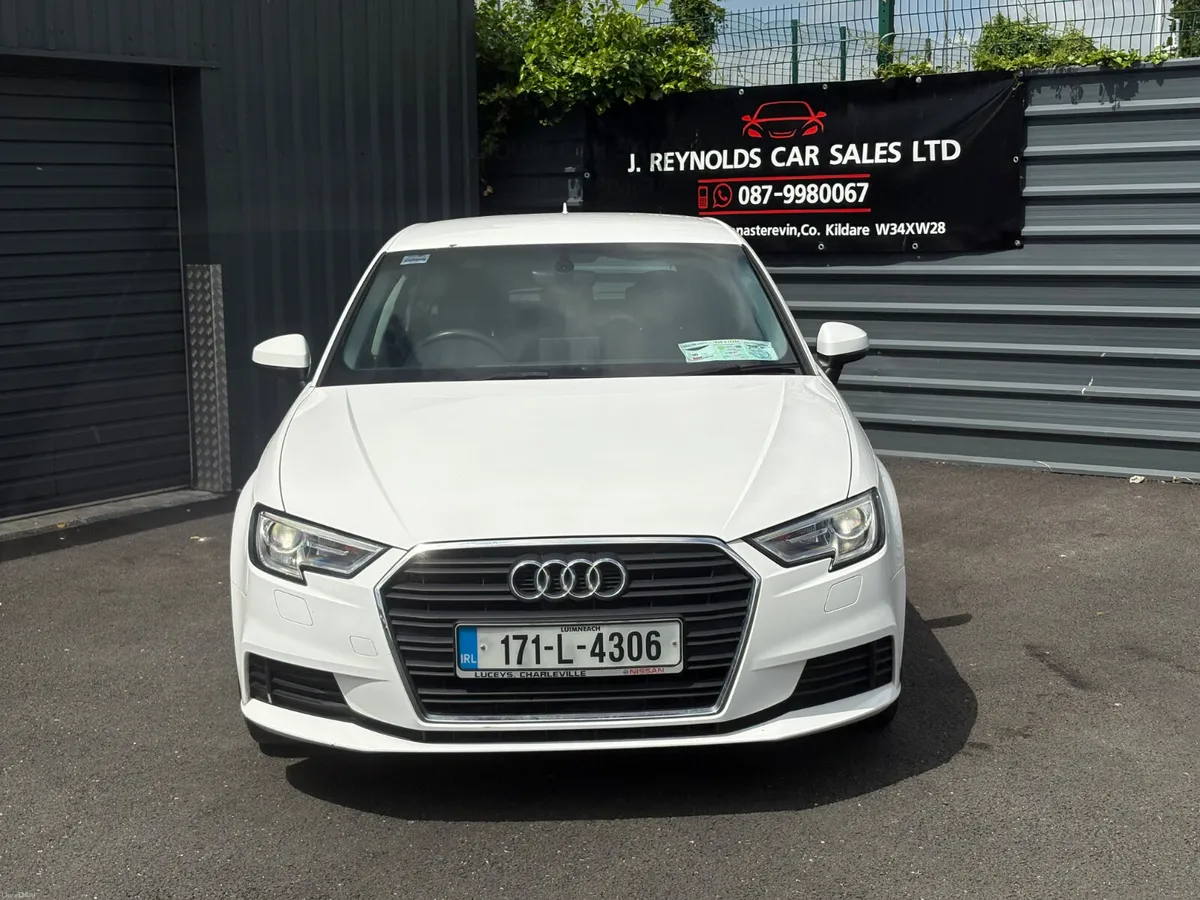 Audi A3 1.6 TDI 2017  LOW KM - Image 2