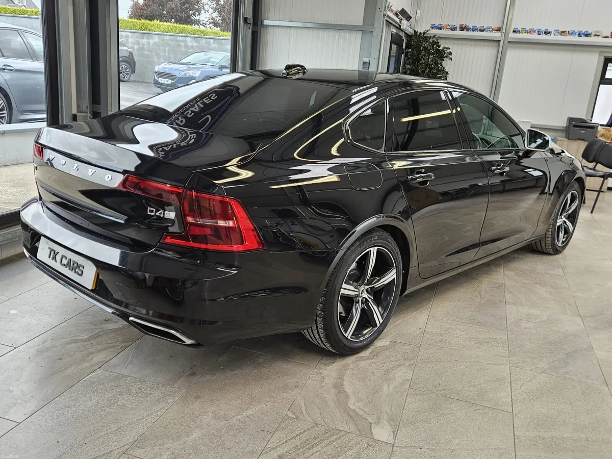 18 VOLVO S90 R-DESIGN D4 AUTO 190 BHP - Image 3