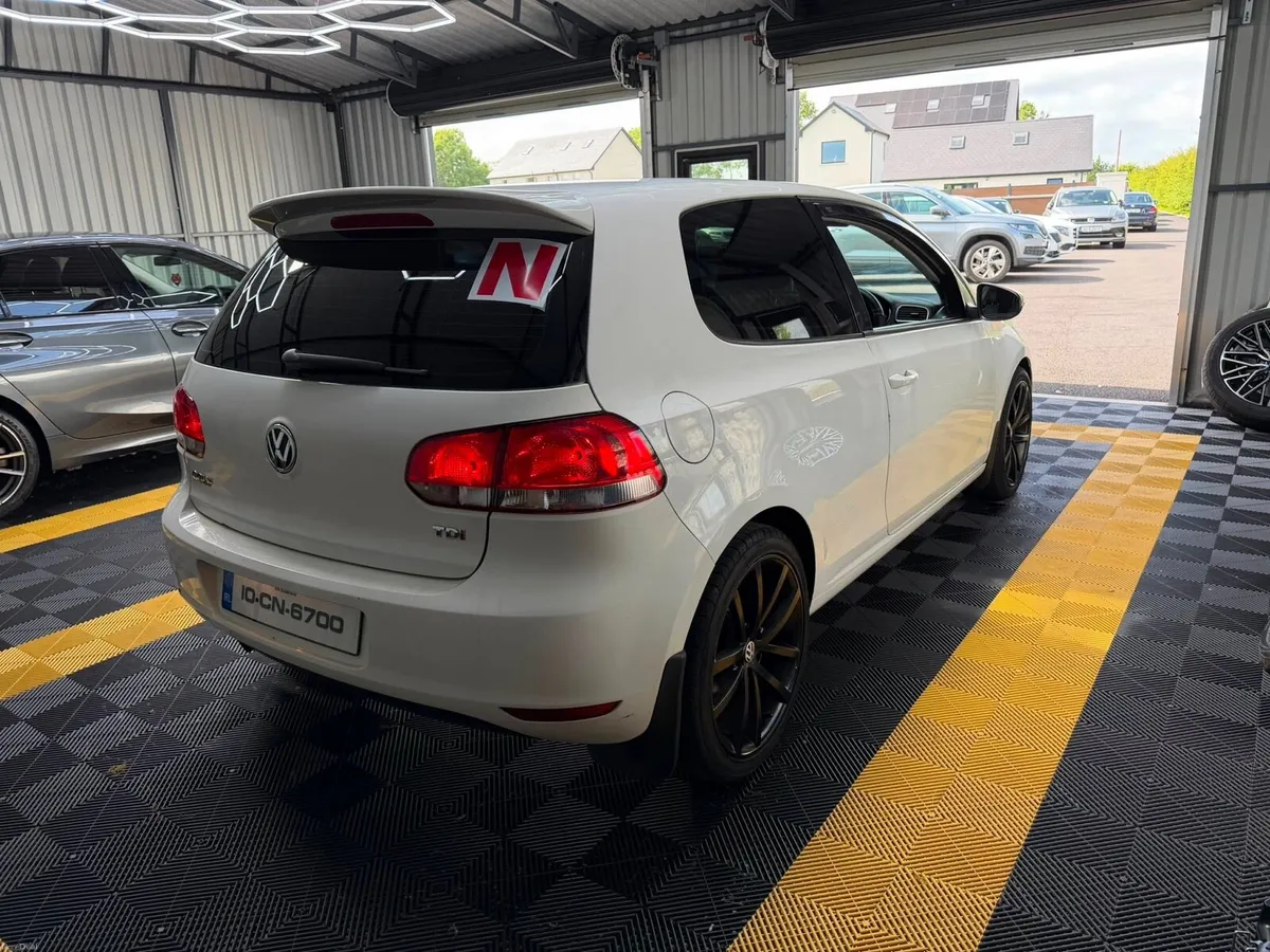Volkswagen Golf 2010 1.6 Tdi - Image 2