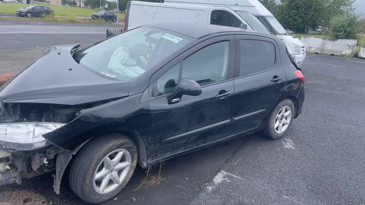 Peugeot 308 2011 - Image 1