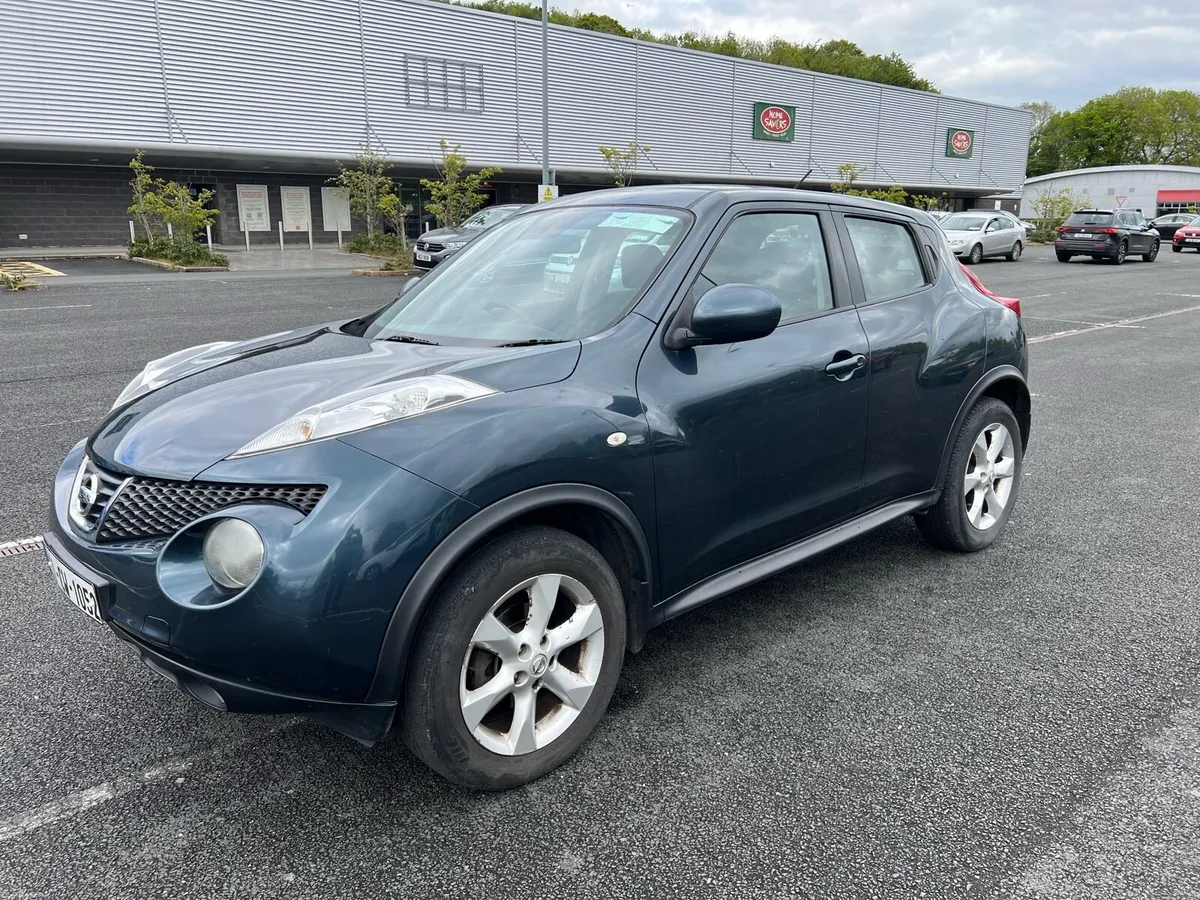 Car - Image 1
