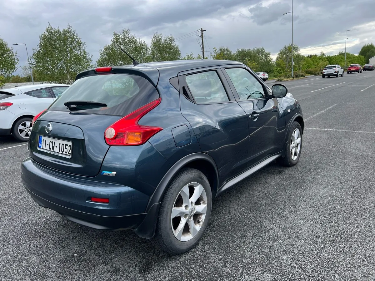 Car - Image 3