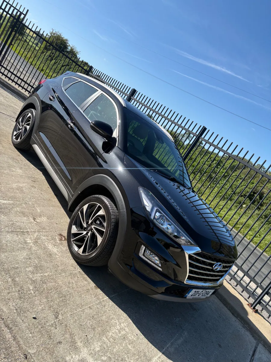 Hyundai Tucson Executive Plus - Image 2