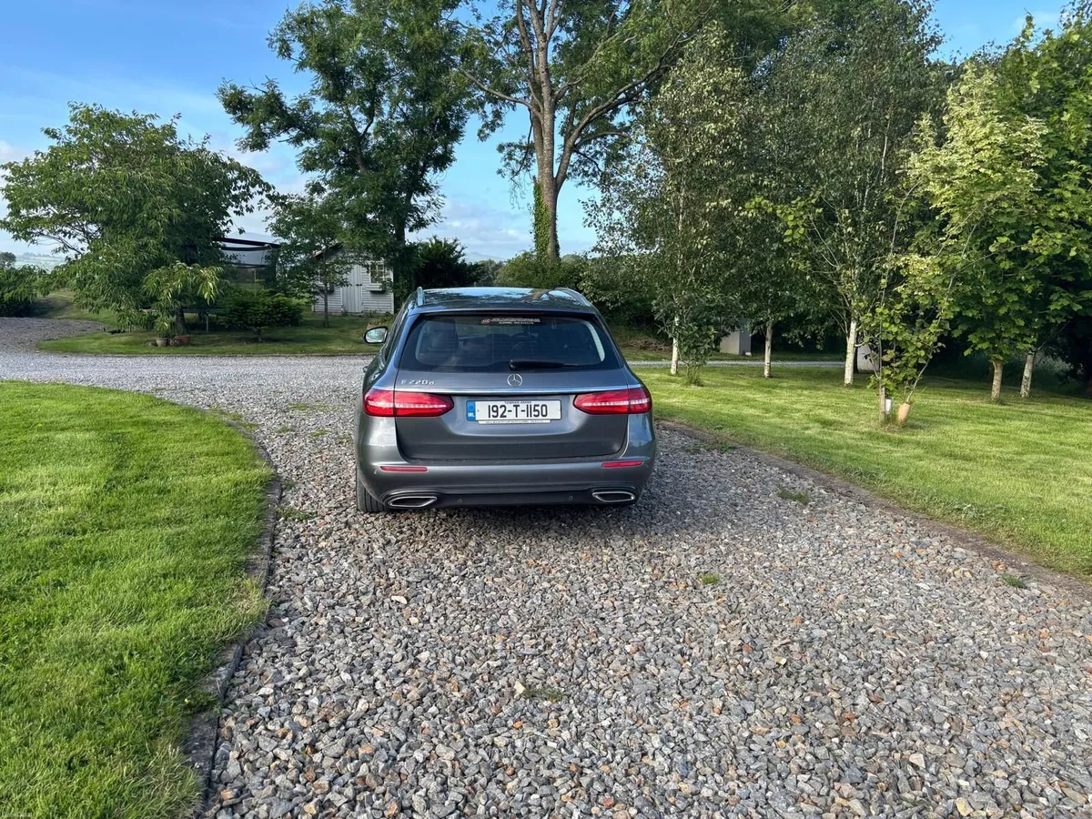 Mercedes-Benz E-Class 2019 - Image 5