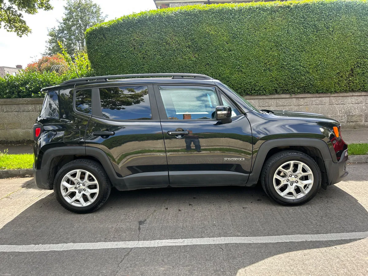 2017 JEEP RENAGADE LONGATTUDE NCT MARCH 2027 - Image 4