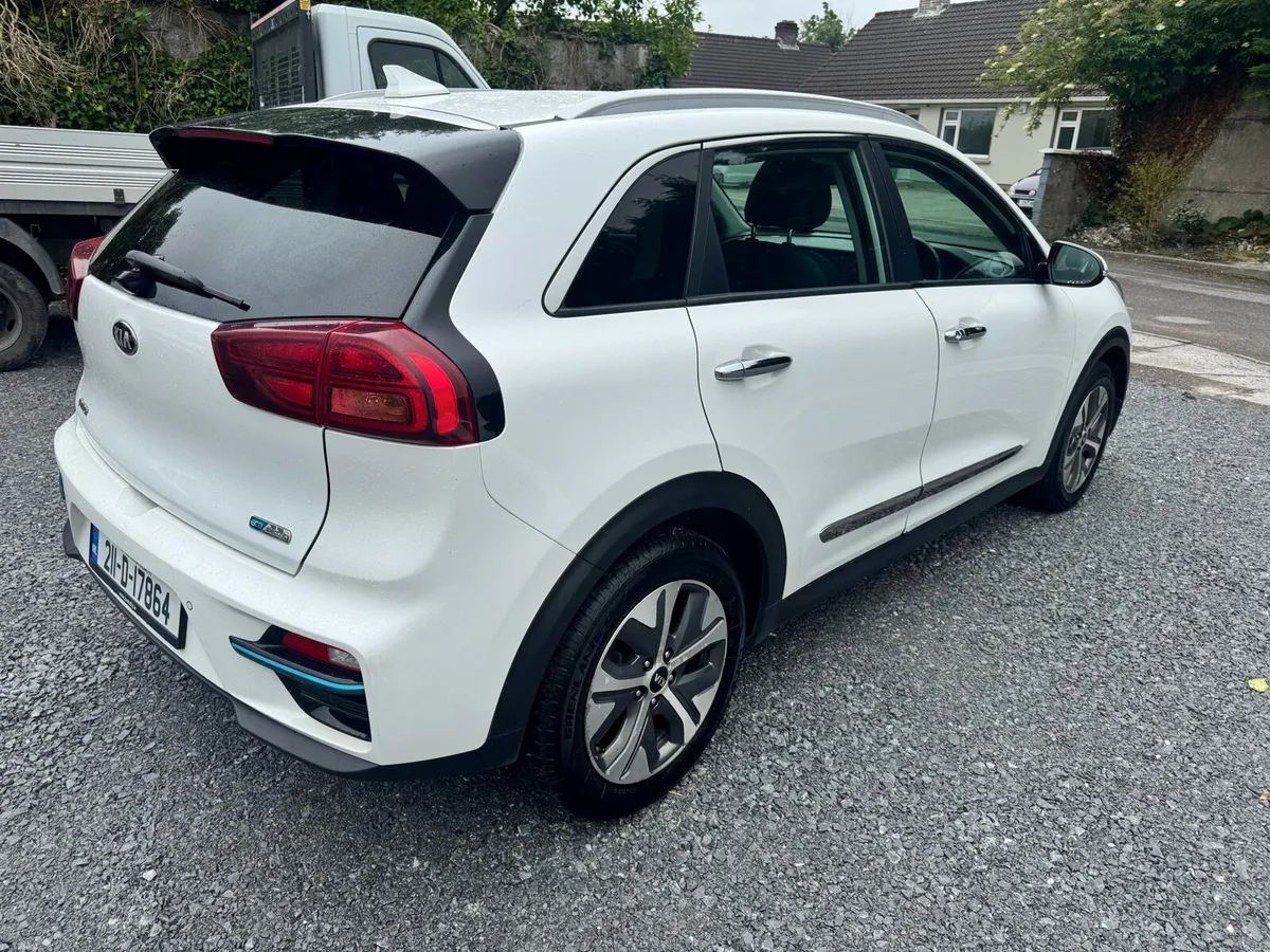 2021 KIA NIRO LONG RANGE - Image 4