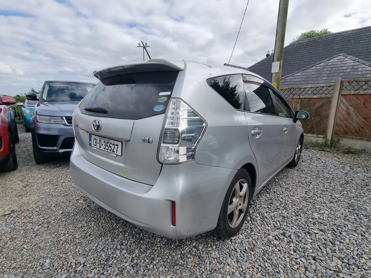 €6900 Toyota Prius 2013 alpha 7 seater €6900 - Image 2