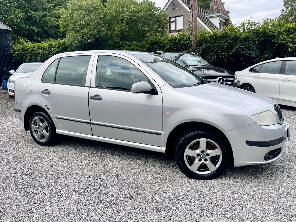 Skoda Fabia 1.2 AUTOMATIC - Image 4