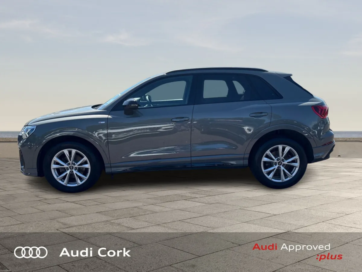 Audi Q3 35TDI 150BHP S-LINE AUTOMATIC - Image 4