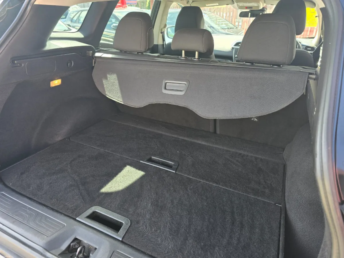 Renault Kadjar 1.5 DCI DYNAMIQUE AUTOMATIC - Image 5