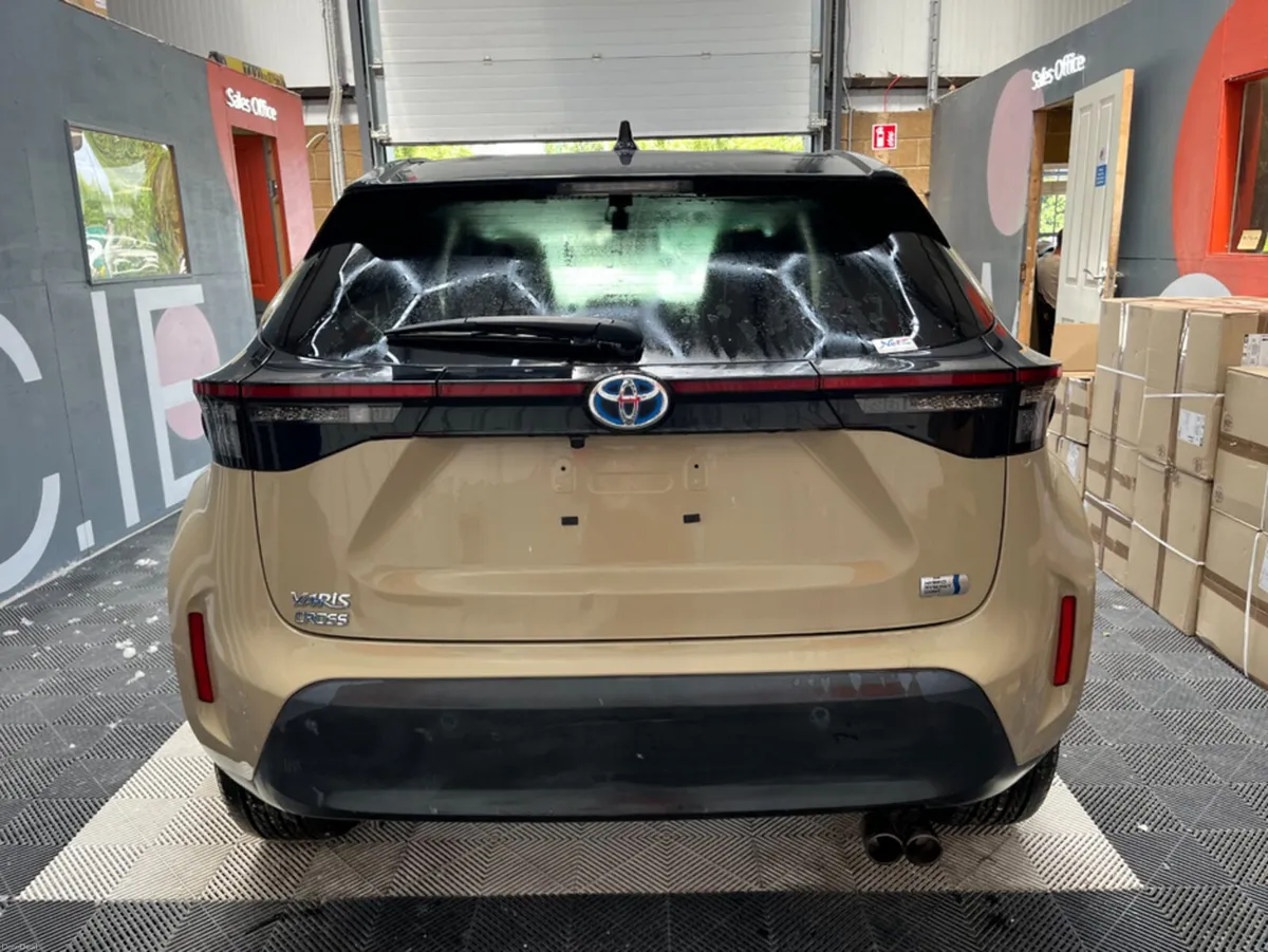 Toyota Yaris Cross 2021 TOYOTA YARIS CROSS HYBRID - Image 3