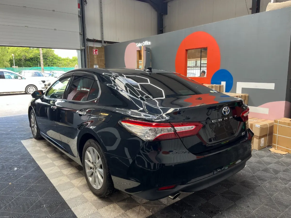 Toyota Camry 2020 TOYOTA CAMRY G 2.5 AUTOMATIC / C - Image 4