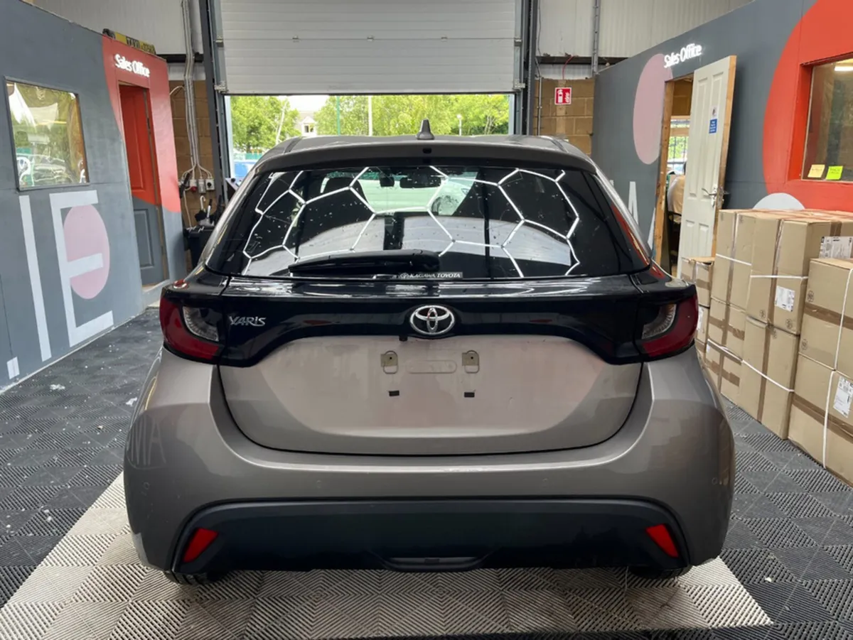 Toyota Yaris 2022 TOYOTA YARIS X 1.0 AUTOMATIC / R - Image 3
