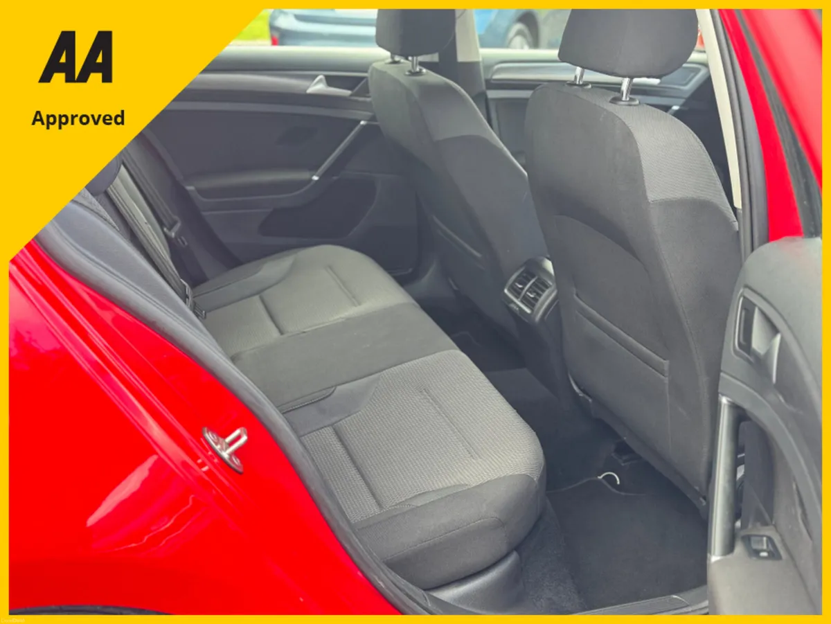 Volkswagen Golf COMFORTLINE 1.6 TDI MANUAL 5SPEED - Image 4
